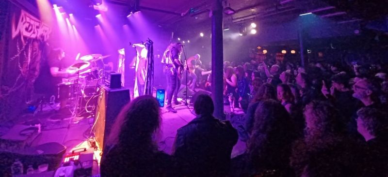 públic underground metal impact