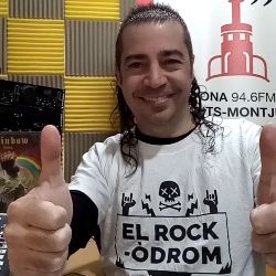 césar rojas presenta el programa de ràdio El Rock-Òdrom a Ona de Sants Montjuïc